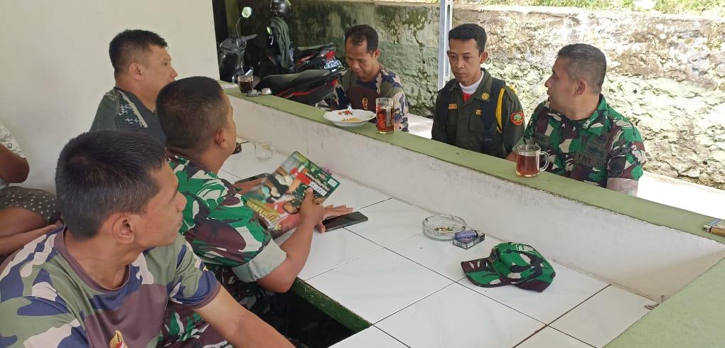 Kunjungan Linmas Hargorejo Di Koramil Kokap